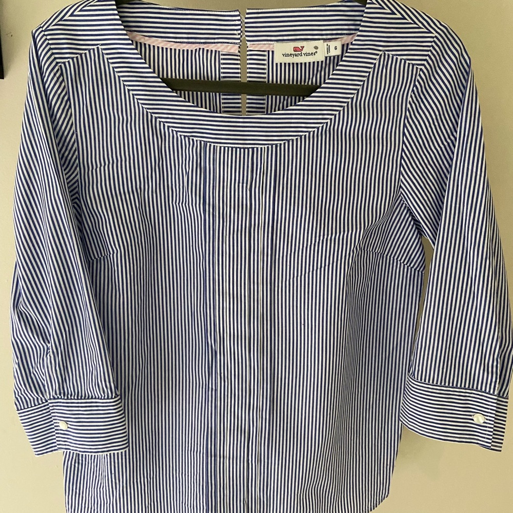 Vineyard Vines Blouse